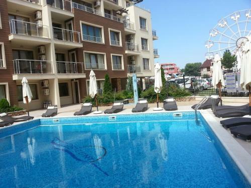 Lucky Apartments In Horizont Complex