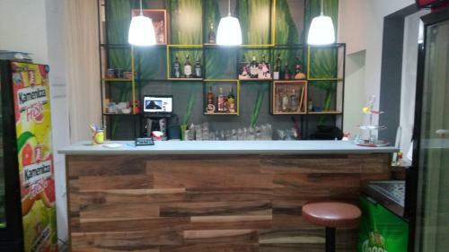 V?vasvet-sh?r?n Eood