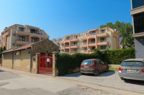 Apartment In Sundance Village