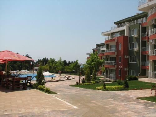 Green Fort Apartments