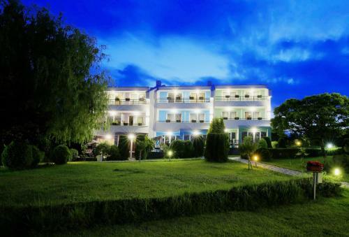 Hotel Rainbow Houses