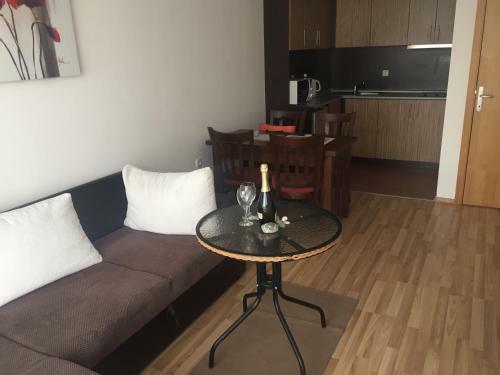 Sunny Beach Apartment 60