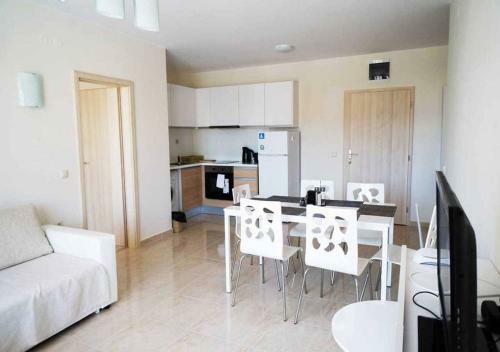 Star Dreams Apartments