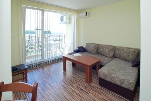 Golden Eye Residence Apartment A7