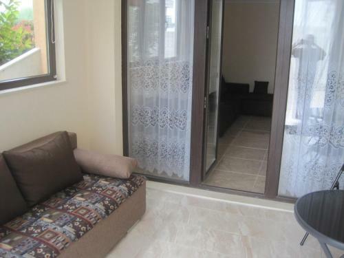 Admiral Apartment