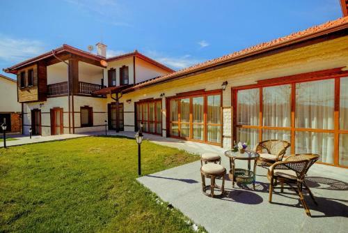Villa Ivanovite Kashti