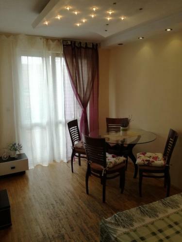 Lider Apartment Pop Hariton