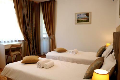 Central Varna Apartment - Lets4holiday