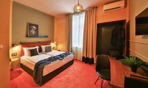 Hotel Just Rooms & Wine