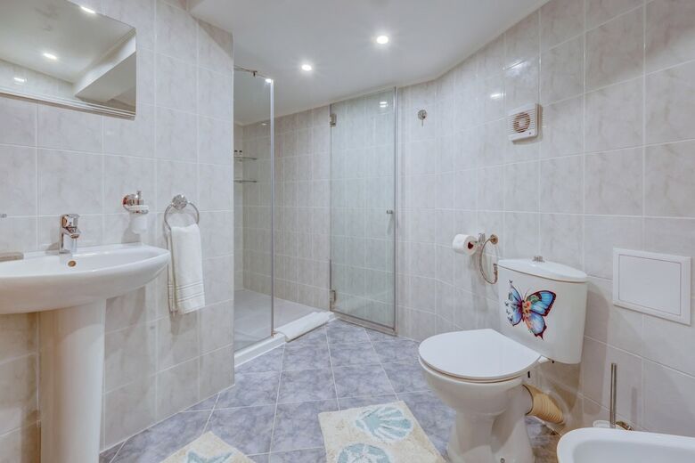 Hostal City Boutique Inn