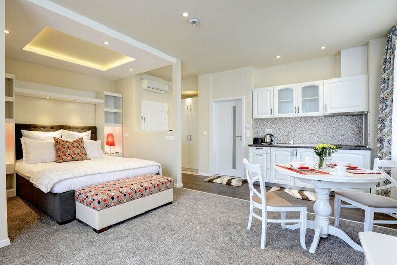 Hostal City Boutique Inn