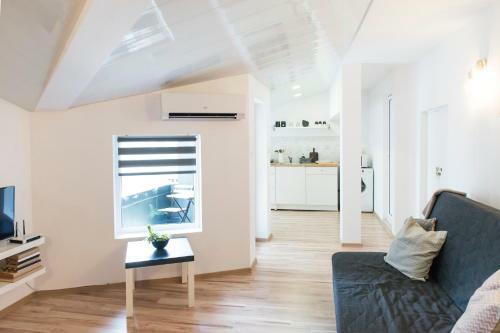 Apartamento Balabanov White