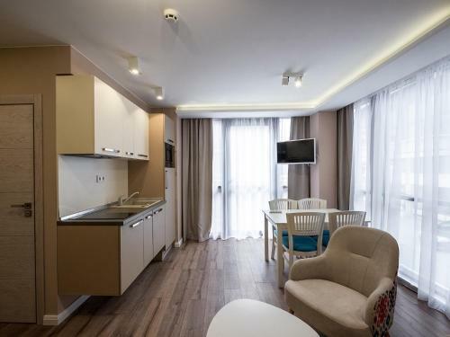 Hotel Caro Apartments & Rooms