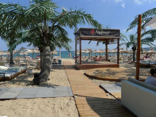 Sea Garden Lux Apartment