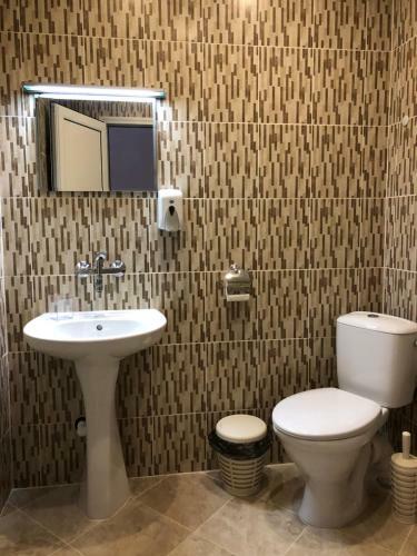 Hostal Gile Guest House