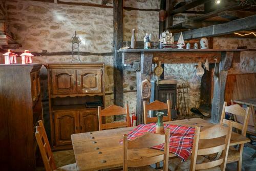 Hostal Rooster House
