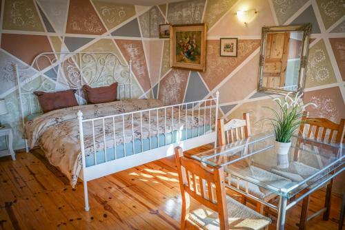 Hostal Rooster House