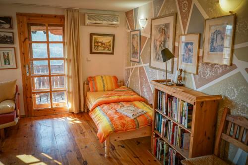 Hostal Rooster House