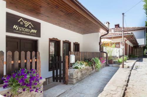 Hostal History Inn Unique Guest House