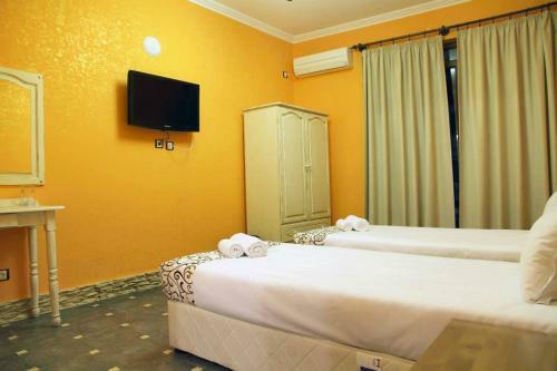 Hostal Art House
