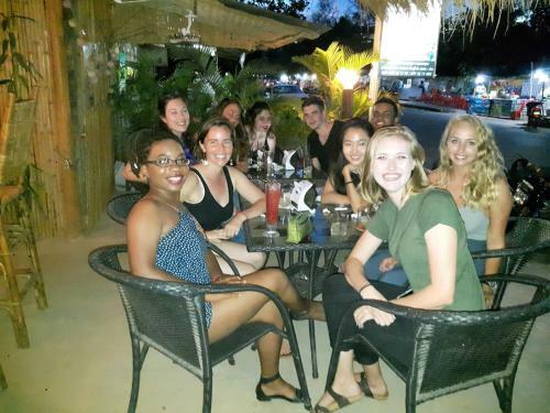 Park Inn Hostel And Bar
