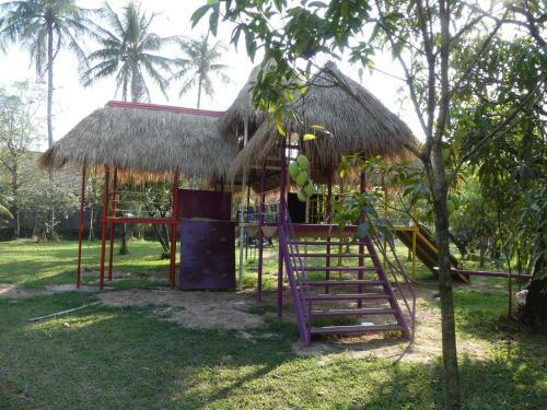 Bed & Breakfast The Playground