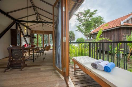 Hotel Kampot River Residence