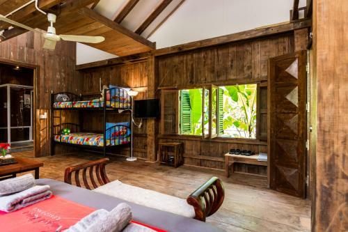 Hotel Kampot River Residence
