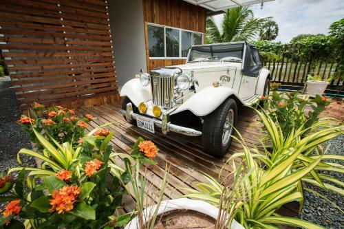 Hotel Kampot River Residence