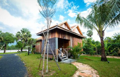 Hotel Kampot River Residence