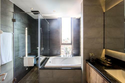 Eman-sim Boutique Hotel