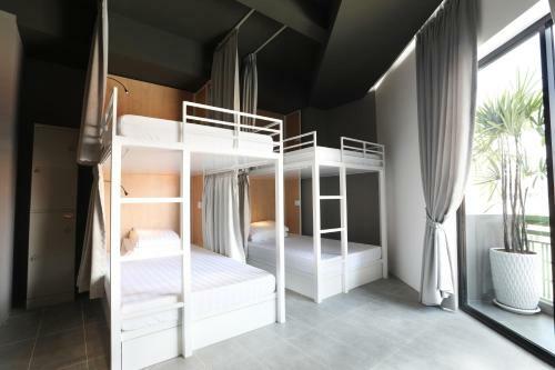 Rs III Location Hostel