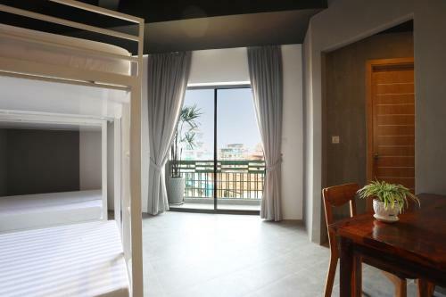 Rs III Location Hostel