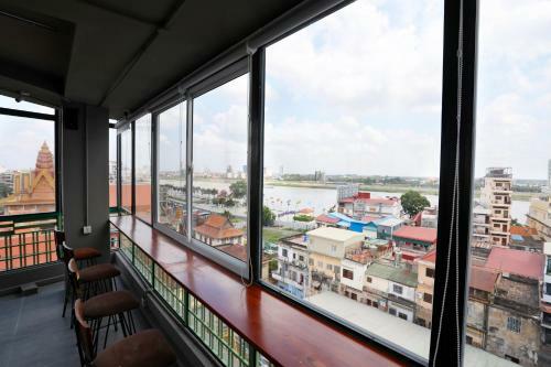 Rs III Location Hostel