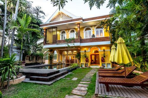 Sambath Reach D' Angkor Hotel