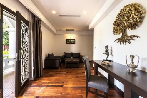 J's Links Angkor Boutique Hotel