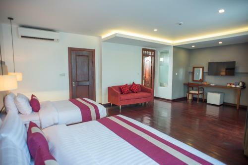 Naga Gate Boutique Hotel