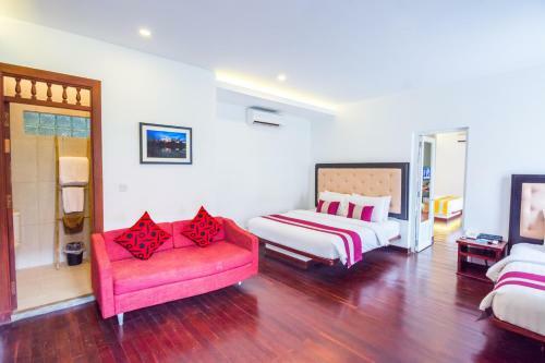 Naga Gate Boutique Hotel