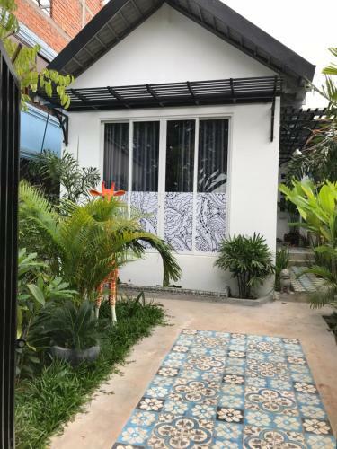 Arun Tiny House B&B