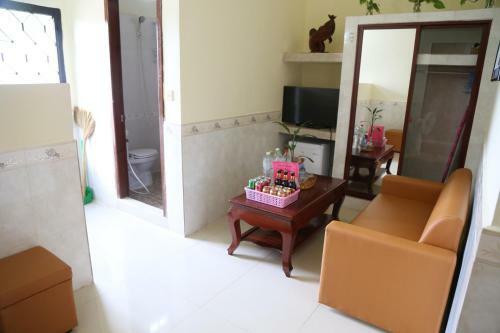 Anita Apartments And Villa