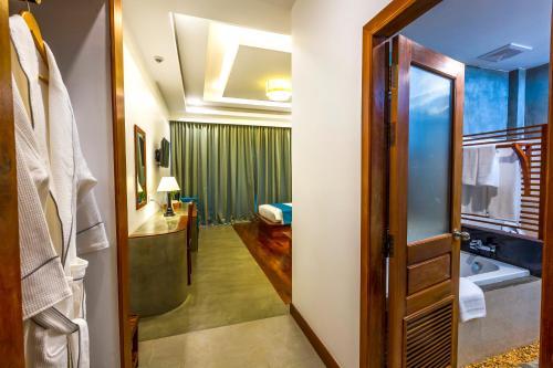 Hotel The Tito Suite Residence