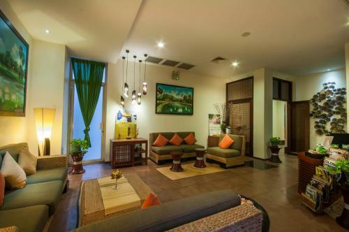 Lotus Blanc Hotel