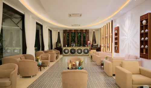 Lotus Blanc Hotel