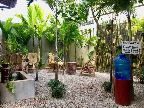 Happy Hippies Hostel