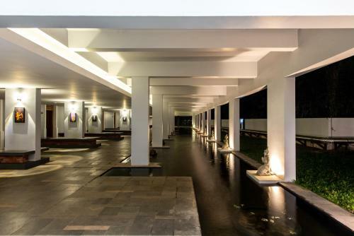 Hotel Pacific Premier Resort & Spa
