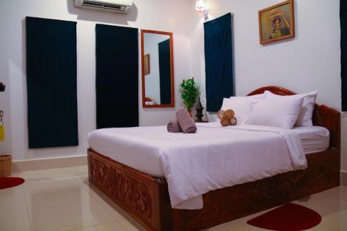 Bed & Breakfast Ratana Villa
