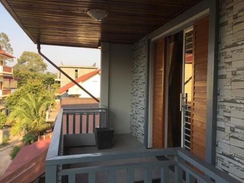 Hostal Baray Siem Reap House