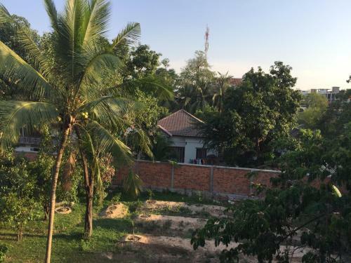 Hostal Baray Siem Reap House