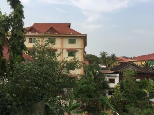 Hostal Baray Siem Reap House