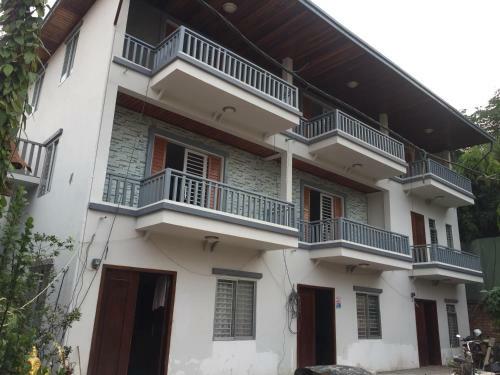 Hostal Baray Siem Reap House